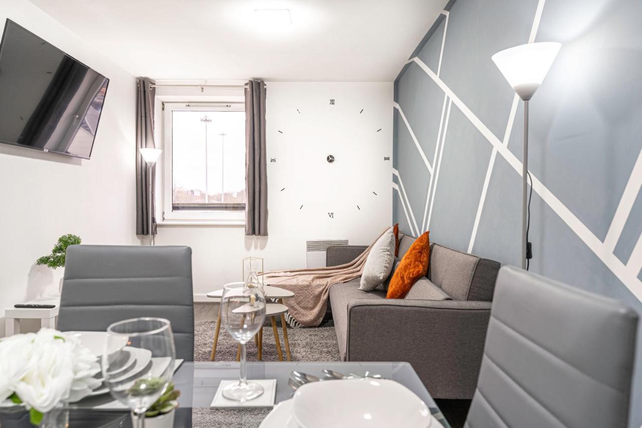 Jkg Property Solutions Presents Cosy City Apartment Coventry Eksteriør billede